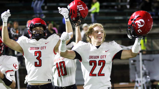 a Oregon City Tigard football Oregon September 29 2023 Dan Brood 67